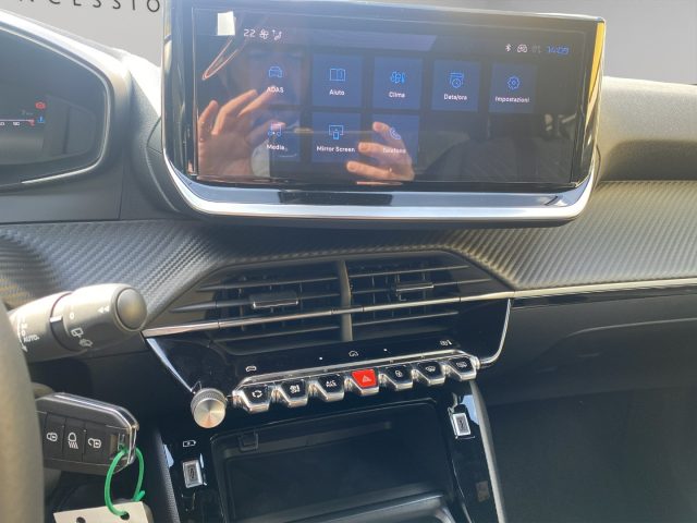 PEUGEOT 2008 usata, con Specchietti laterali elettrici