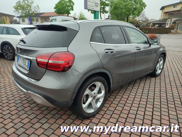 MERCEDES-BENZ GLA 220 usata 38