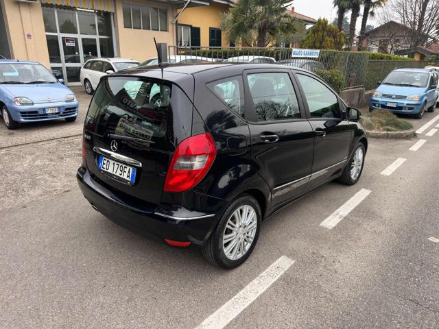 MERCEDES-BENZ A 160 usata, con Autoradio