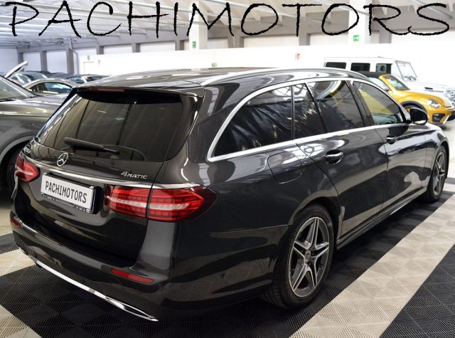 MERCEDES-BENZ E 220 usata, con Interni in pelle