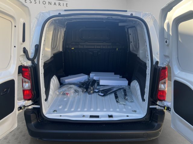 OPEL Combo usata 21