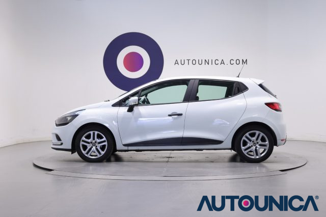 RENAULT Clio usata, con USB