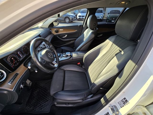 MERCEDES-BENZ E 220 usata, con Autoradio