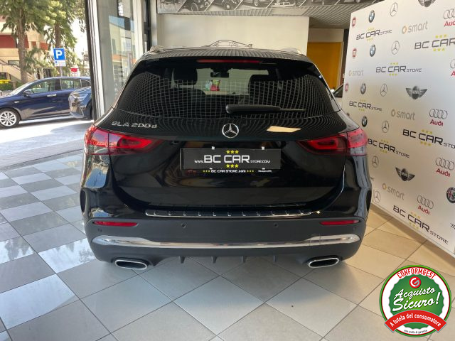 MERCEDES-BENZ GLA 200 usata, con Boardcomputer