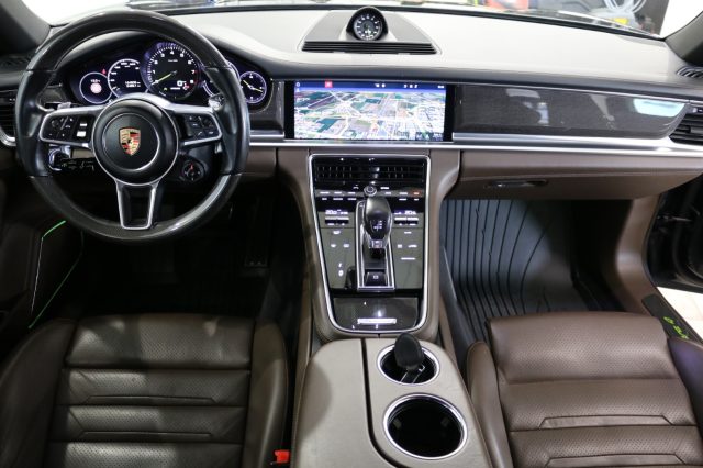 PORSCHE Panamera usata, con Cerchi in lega