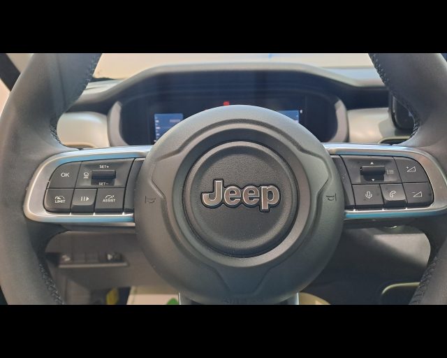 JEEP Avenger usata, con Autoradio digitale