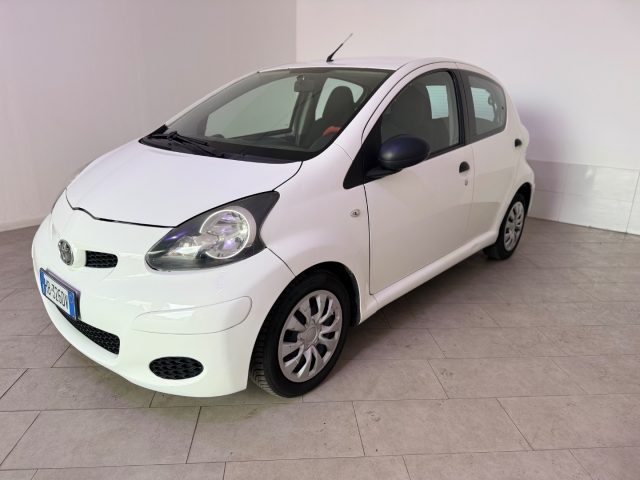 TOYOTA Aygo usata 15