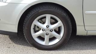 TOYOTA Corolla usata, con Specchietto retrovisore con funzione antiabbagliamento