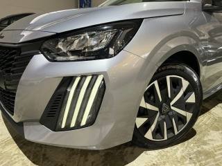 PEUGEOT 208 usata, con Alzacristalli elettrici