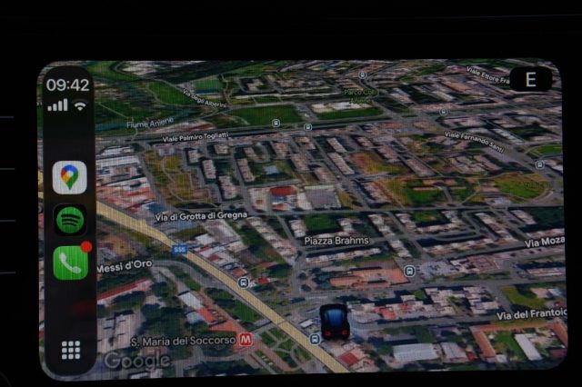 SKODA Karoq usata, con Vivavoce