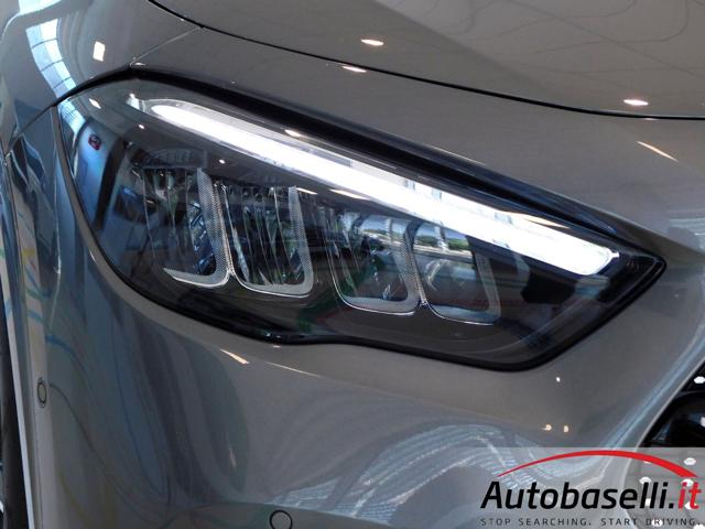 MERCEDES-BENZ GLA 180 usata, con Portellone posteriore elettrico