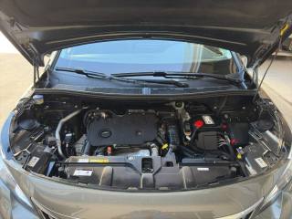 PEUGEOT 3008 usata, con Isofix