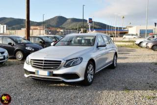 MERCEDES-BENZ E 220 usata, con Airbag