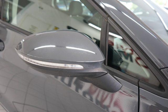 VOLKSWAGEN Golf usata, con Chiusura centralizzata telecomandata