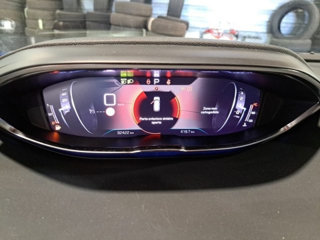 PEUGEOT 3008 usata, con Cruise Control