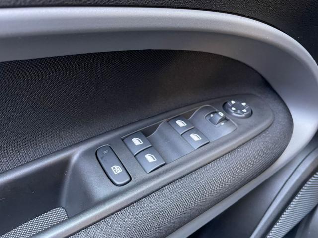 JEEP Avenger usata, con Touch screen