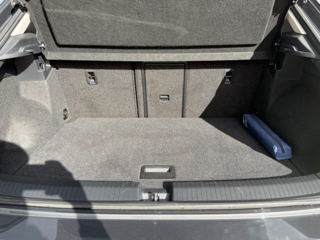 VOLKSWAGEN T-Roc usata 25