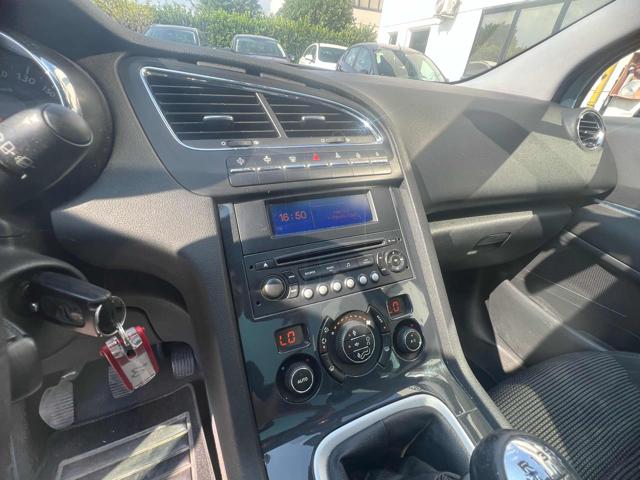 PEUGEOT 5008 usata, con Fendinebbia
