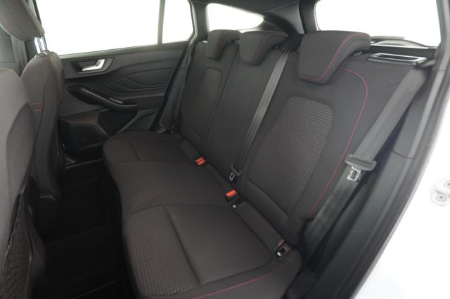 FORD Focus usata 9