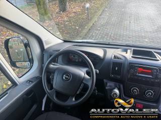 OPEL Movano usata, con USB