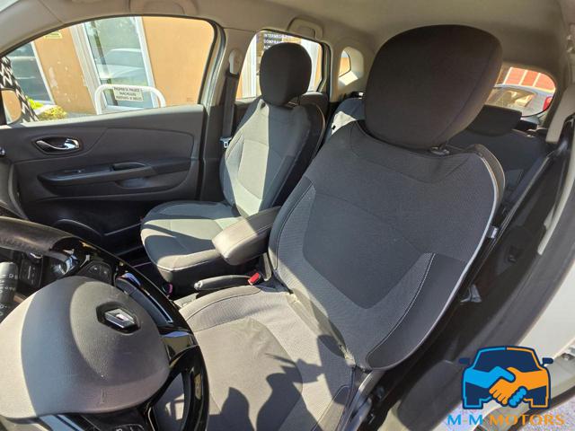 RENAULT Captur usata 17