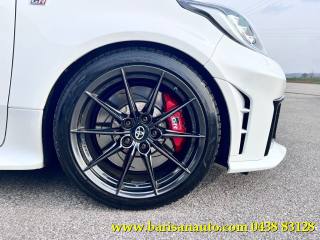 TOYOTA Yaris usata, con Vetri oscurati