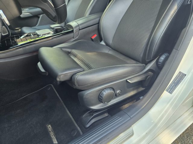 MERCEDES-BENZ A 200 usata, con Sistema di parcheggio automatico