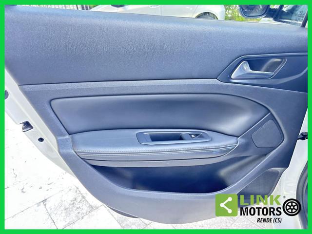 PEUGEOT 308 usata, con Sensori di parcheggio posteriori