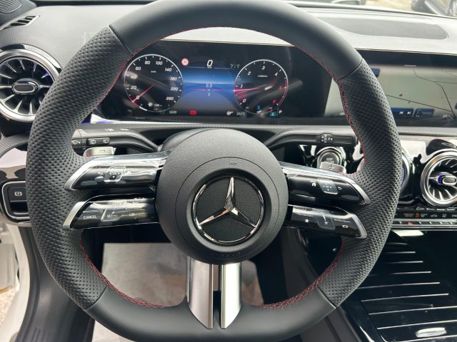 MERCEDES-BENZ A 180 usata, con Autoradio