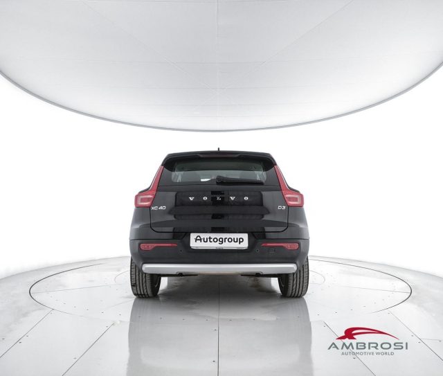 VOLVO XC40 usata 5