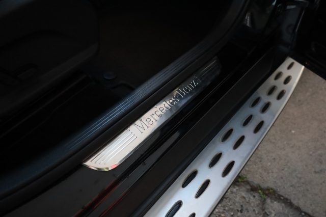MERCEDES-BENZ GLC 220 usata 95