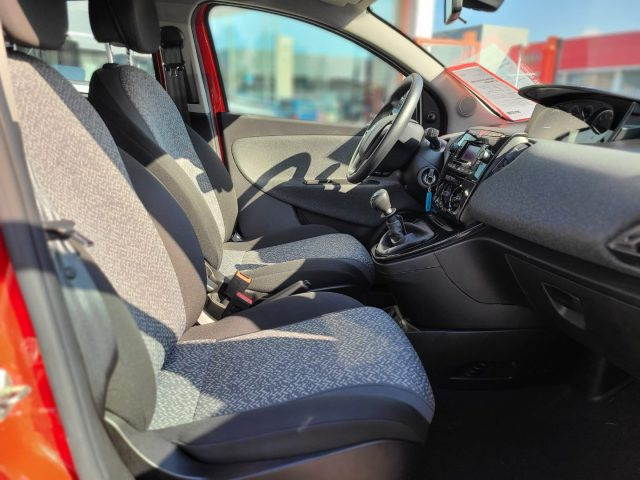 LANCIA Ypsilon usata, con Airbag testa