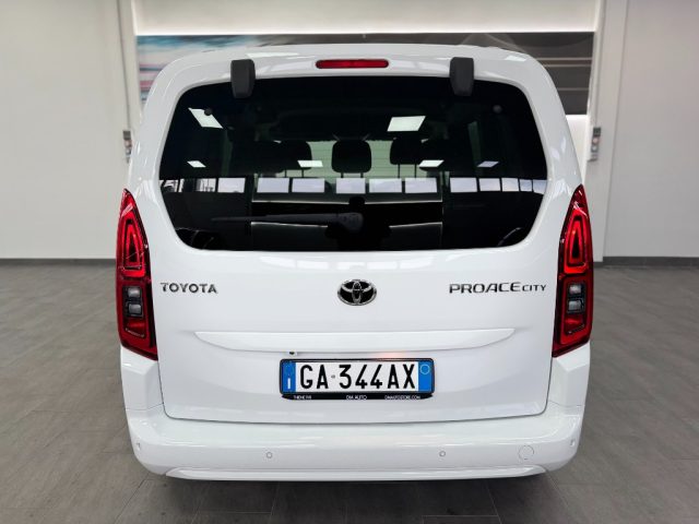 TOYOTA Proace City Verso usata, con Autoradio