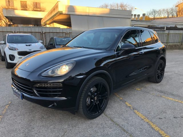 PORSCHE Cayenne usata, con ABS