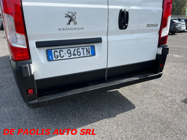 PEUGEOT Boxer usata, con USB