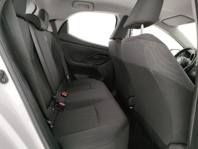 TOYOTA Yaris usata, con Sedile posteriore sdoppiato