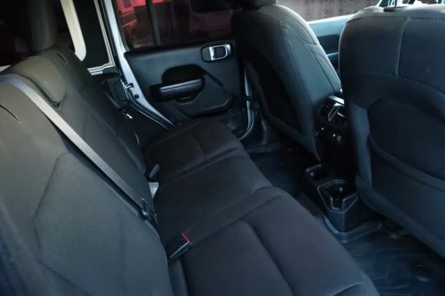 JEEP Wrangler usata, con Servosterzo