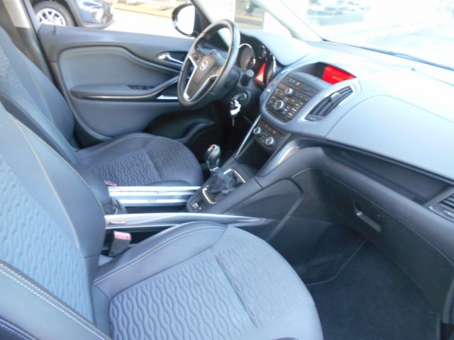 OPEL Zafira usata, con Chiusura centralizzata