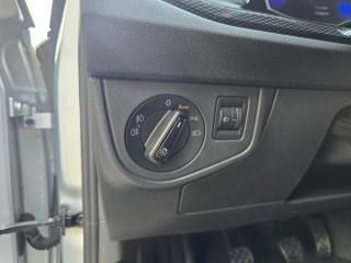 VOLKSWAGEN Taigo usata 91