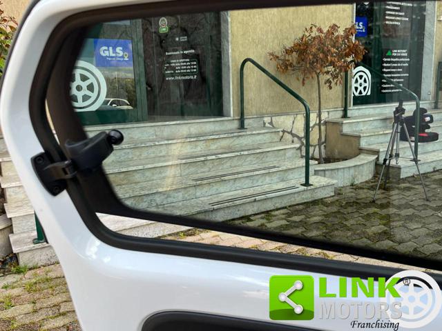 VOLKSWAGEN e-up! usata, con Volante in pelle