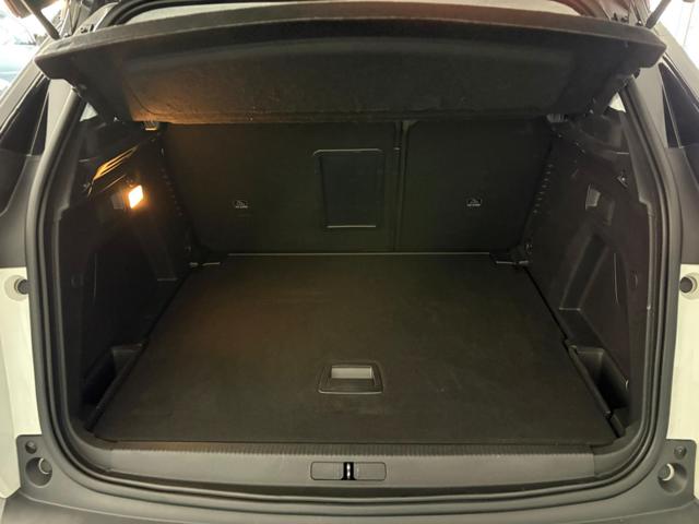 PEUGEOT 3008 usata, con Sensori di parcheggio posteriori