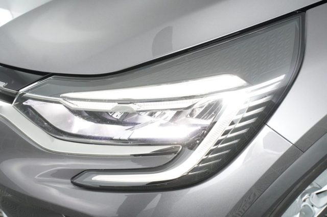 RENAULT Captur usata 9