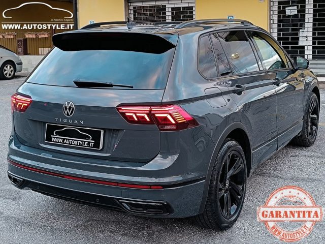 VOLKSWAGEN Tiguan usata, con Specchietti laterali elettrici