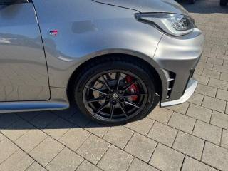 TOYOTA Yaris usata, con Fendinebbia