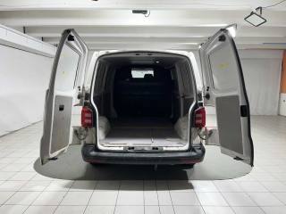 VOLKSWAGEN Transporter usata, con Sensori di parcheggio posteriori