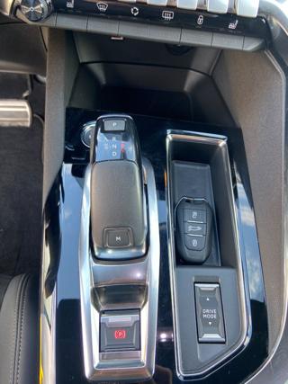 PEUGEOT 5008 usata, con Servosterzo
