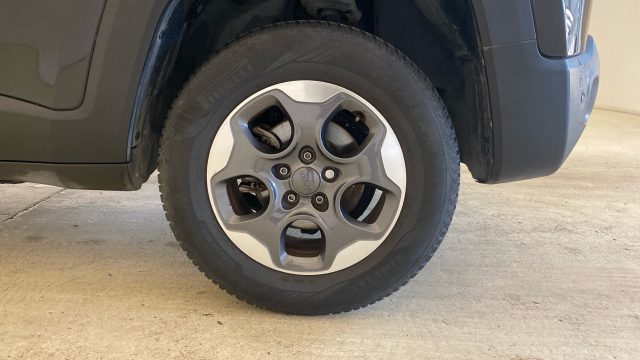 JEEP Renegade usata, con Sedile posteriore sdoppiato