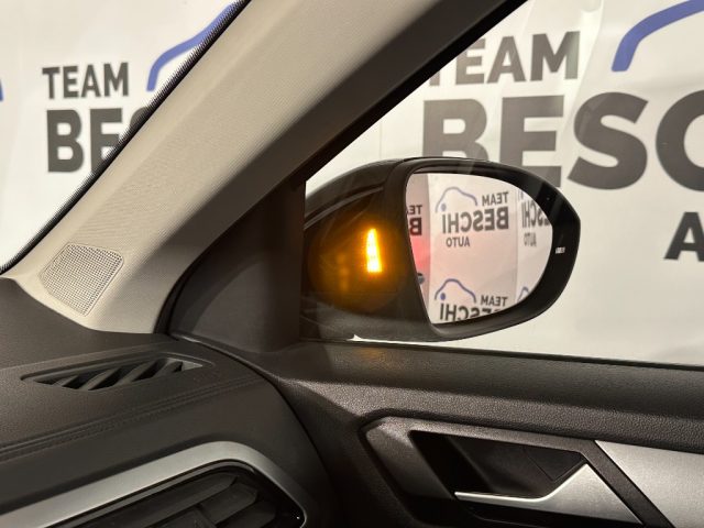 VOLKSWAGEN T-Roc usata, con Climatizzatore
