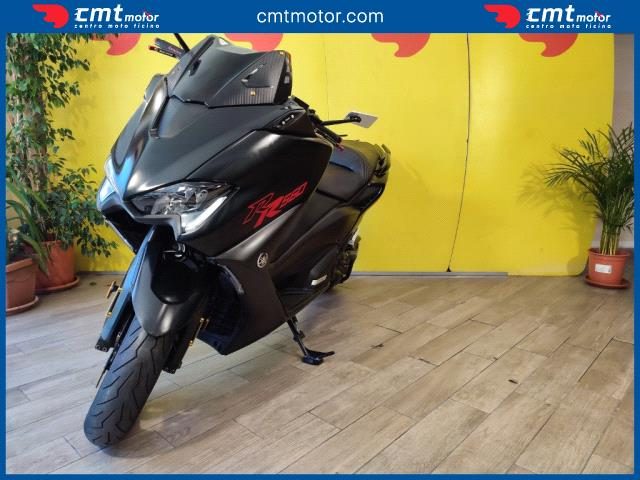 YAMAHA T-Max 560 usata 1