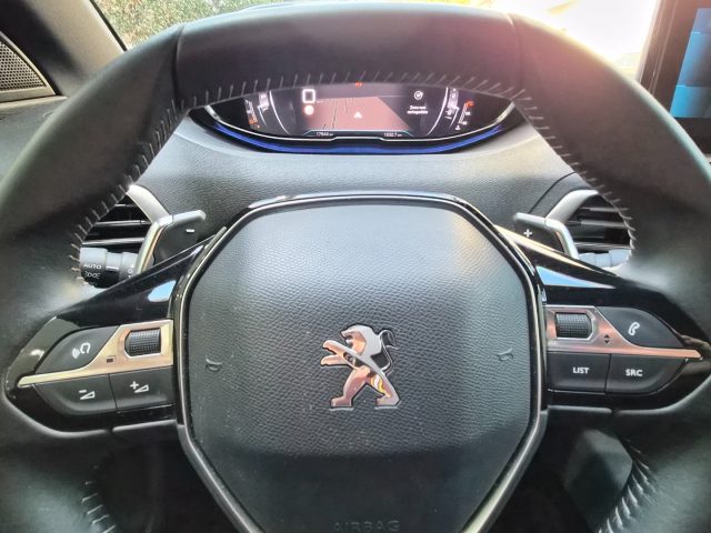 PEUGEOT 3008 usata, con Luci diurne LED
